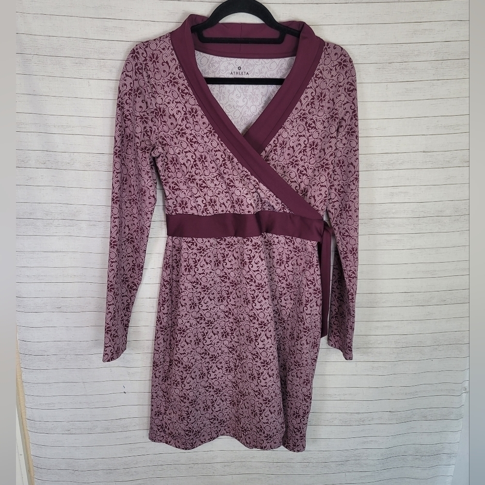 ATHLETA PURPLE FLORAL PATTERNED WRAP DRESS, SZ SMALL